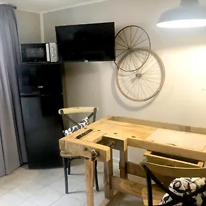 Apartment Rudis Werkstatt, BRE