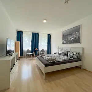 Apartment Blue 2, BRE